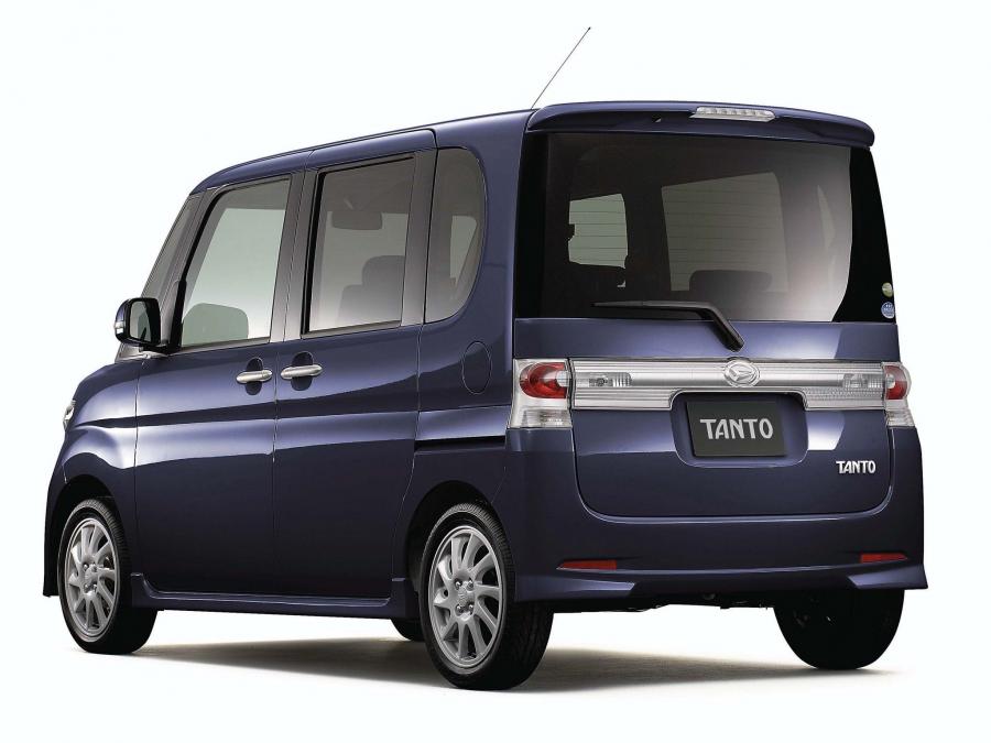  Daihatsu Tanto Custom 2007 года  (фото 3 из 6)